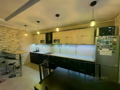 Продается 2-комн. квартира, 82,6 м²