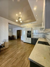 Продается 2-комн. квартира, 72,3 м²