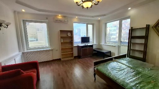 Продается 2-комн. квартира, 55,7 м²
