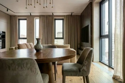 Сдается 2-комн. квартира, 99 м²