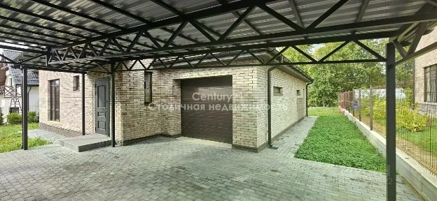 Продается 2-этажный дом, 224 м²