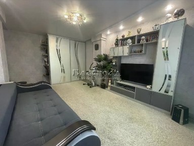 Продается 3-комн. квартира, 64 м²