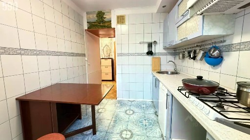 Продается 3-комн. квартира, 64,7 м²