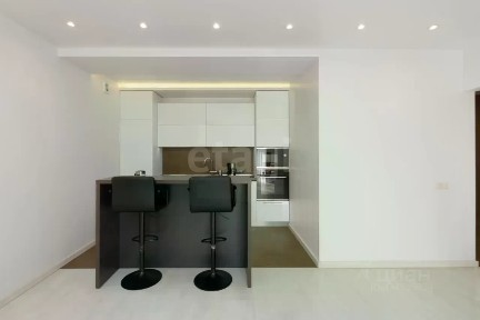 Продается 2-комн. квартира, 79,5 м²