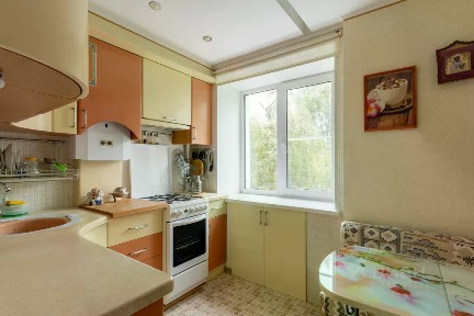 Продается 2-комн. квартира, 42 м²
