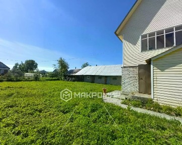 Продается 3-этажный дом, 250 м²