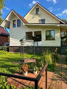 Сдается 2-этажный дом, 170 м²