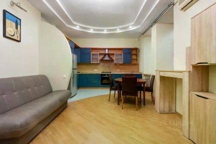 Продается 4-комн. квартира, 111 м²