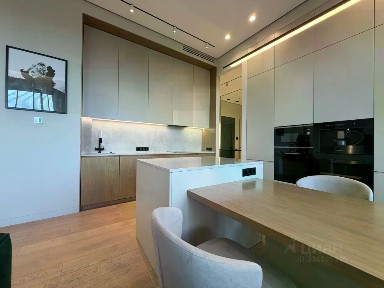 Продается 3-комн. квартира, 112 м²