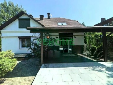 Продается 2-этажный коттедж, 363 м²