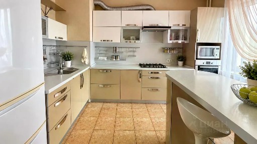 Продается 3-комн. квартира, 64 м²