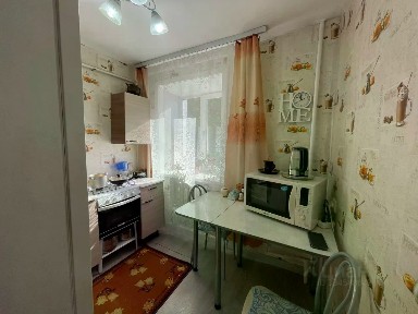 Продается 2-комн. квартира, 42 м²