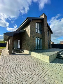 Продается 2-этажный дом, 190 м²