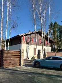 Продается 3-этажный дом, 350 м²