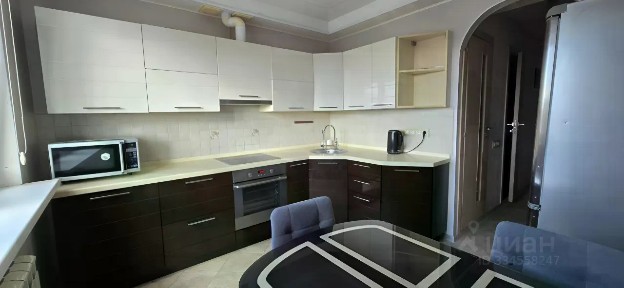 Сдается 3-комн. квартира, 82 м²