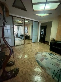Продается 3-комн. квартира, 141,3 м²