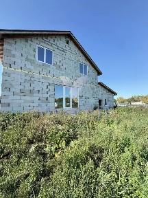 Продается 2-этажный дом, 163 м²