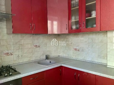 Продается 4-комн. квартира, 68,1 м²