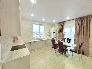 Сдается 2-этажный коттедж, 180 м²