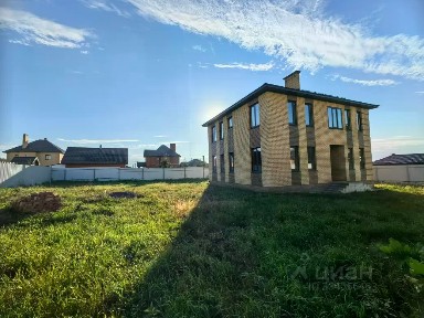 Продается 2-этажный дом, 189 м²