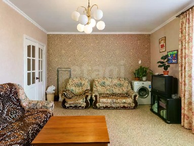 Продается 4-комн. квартира, 100,8 м²