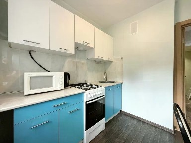 Продается 2-комн. квартира, 42 м²