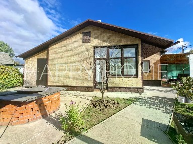 Продается 2-этажный дом, 120 м²