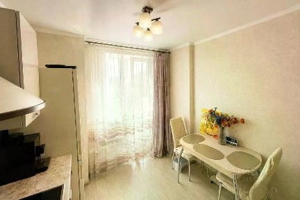 Продается 2-комн. квартира, 54,2 м²