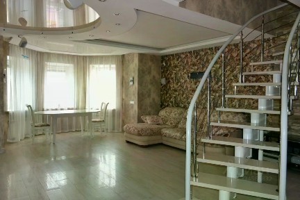 Продается 3-комн. квартира, 98 м²