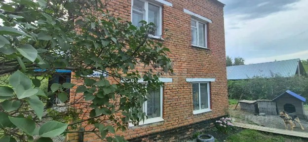 Продается 50% часть дома, 54 м²