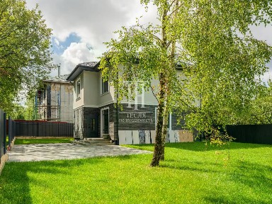 Продается 2-этажный дом, 146,6 м²