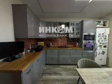 Продается 2-комн. квартира, 68 м²