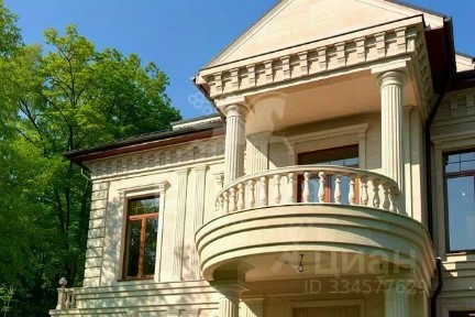Продается 2-этажный дом, 1 150 м²