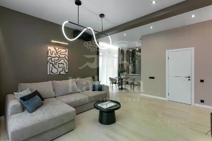 Продается 2-этажный дом, 214 м²