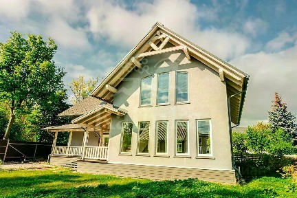 Продается 2-этажный дом, 245 м²
