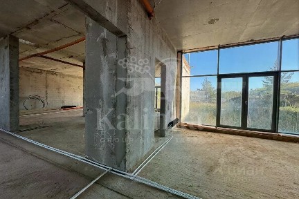 Продается 2-этажный дом, 1 092 м²