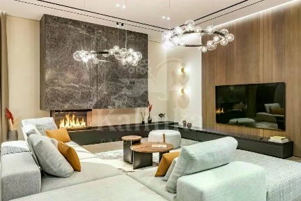 Продается 2-этажный дом, 760 м²