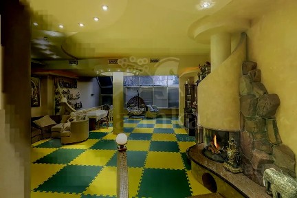 Продается 3-этажный таунхаус, 400 м²
