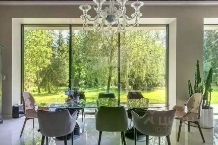 Продается 1-этажный дом, 500 м²