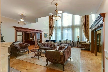 Продается 4-этажный дом, 1 000 м²