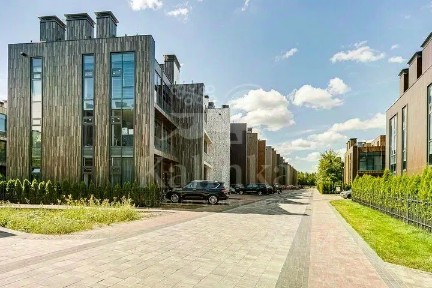 Продается 2-этажный таунхаус, 168,6 м²