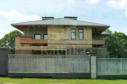 Продается 3-этажный дом, 1 028,6 м²