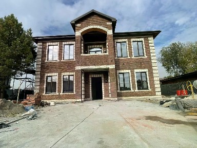 Продается 2-этажный дом, 254 м²