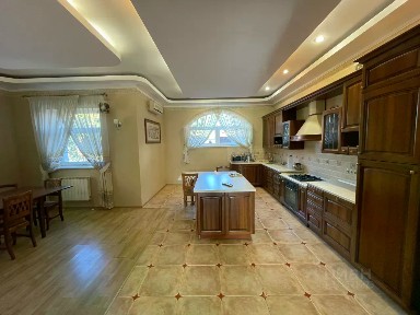 Сдается 2-этажный коттедж, 400 м²