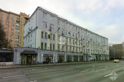 Продается помещение свободного назначения, 400 м²