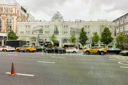 Продается торговая площадь, 320,3 м²