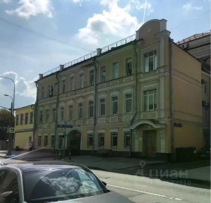 Продается здание (B)