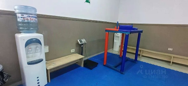 Продается здание, 1 000 м²