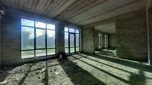Продается торговая площадь, 380 м²