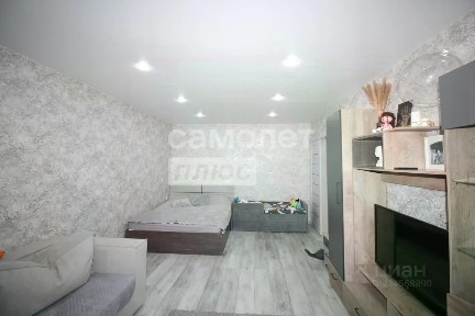Продается 1-комн. квартира, 50,5 м²